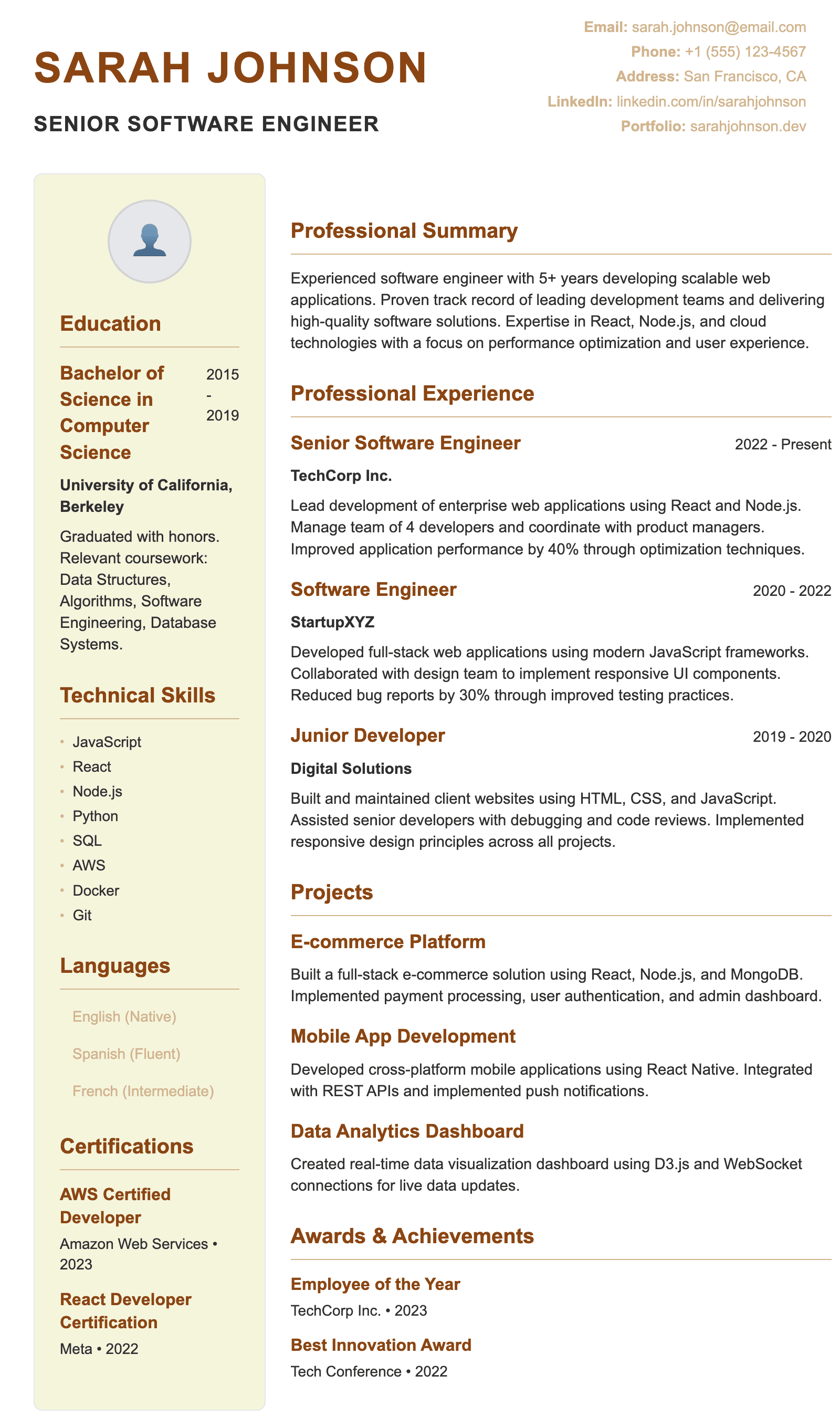 ATS Two-Column Executive résumé template